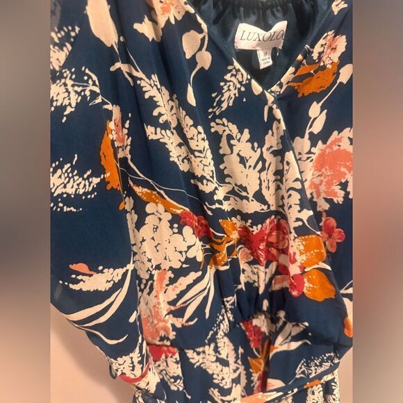 Luxology tiered maxi dress. Size medium. NWT. - Picture 8 of 8